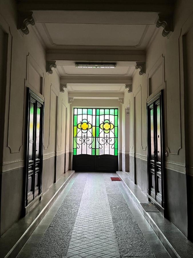 Elegante e accogliente appartamento a Torino Esterno foto