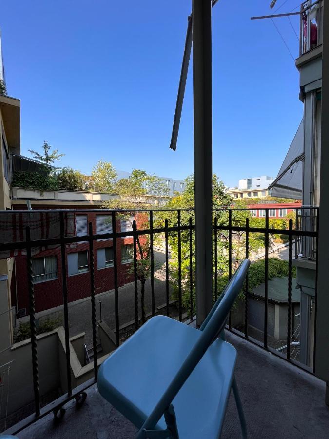 Elegante e accogliente appartamento a Torino Esterno foto