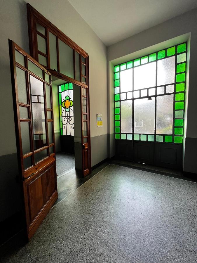 Elegante e accogliente appartamento a Torino Esterno foto